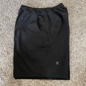 Lululemon men’s pacebreaker shorts. 9” length. Medium. Linerless